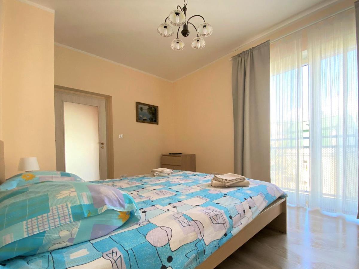 Apartment Azimuth Marianske Lazne Exterior photo